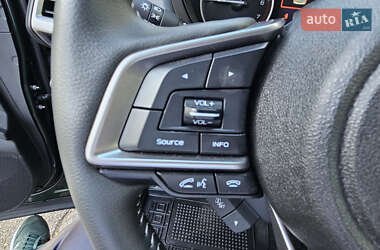 Внедорожник / Кроссовер Subaru Forester 2022 в 