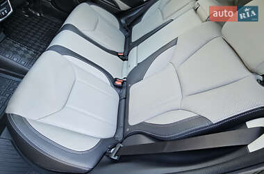Внедорожник / Кроссовер Subaru Forester 2022 в 