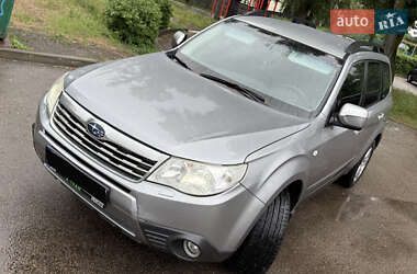 Внедорожник / Кроссовер Subaru Forester 2008 в 
