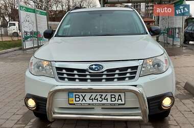 Внедорожник / Кроссовер Subaru Forester 2011 в 