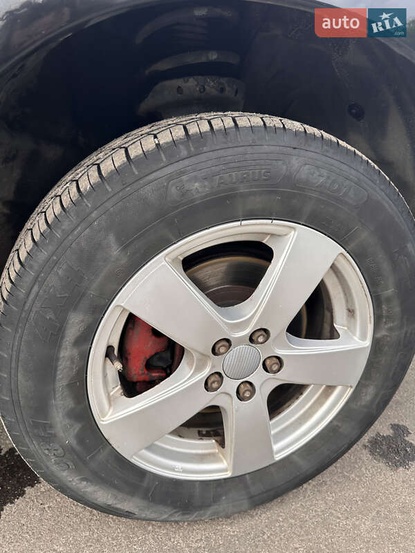 Позашляховик / Кросовер Subaru Forester 2010 в Києві