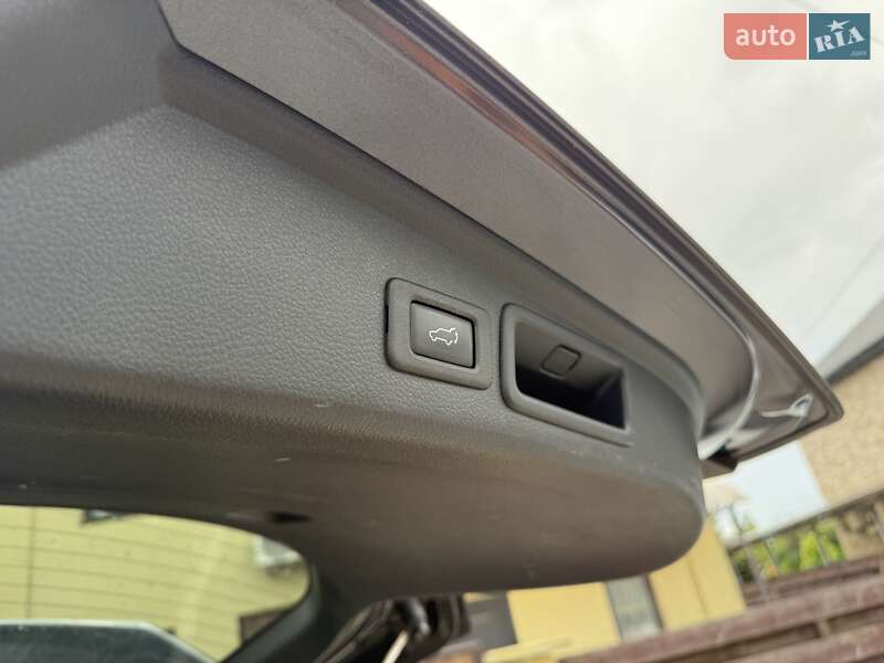 Внедорожник / Кроссовер Subaru Forester 2015 в Киеве