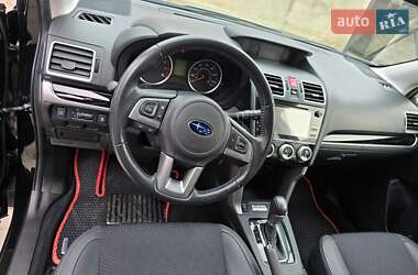 Внедорожник / Кроссовер Subaru Forester 2018 в 