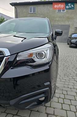 Внедорожник / Кроссовер Subaru Forester 2018 в 