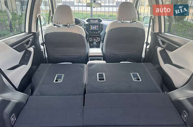 Внедорожник / Кроссовер Subaru Forester 2022 в 
