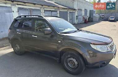 Внедорожник / Кроссовер Subaru Forester 2008 в 