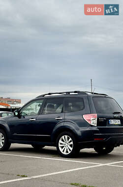 Внедорожник / Кроссовер Subaru Forester 2012 в 