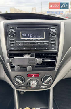 Внедорожник / Кроссовер Subaru Forester 2012 в 