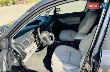 Внедорожник / Кроссовер Subaru Forester 2013 в 