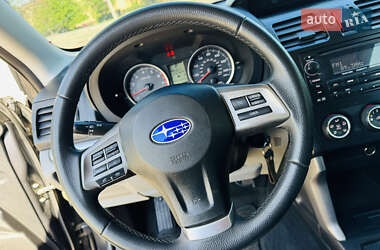 Внедорожник / Кроссовер Subaru Forester 2013 в 