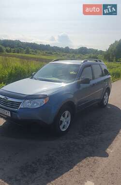 Внедорожник / Кроссовер Subaru Forester 2010 в 