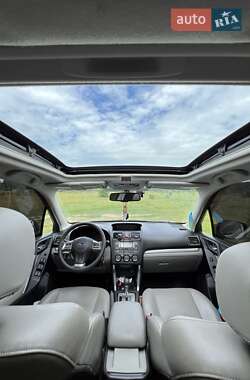 Внедорожник / Кроссовер Subaru Forester 2013 в 