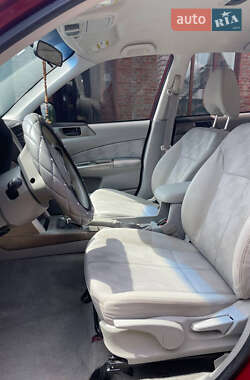 Внедорожник / Кроссовер Subaru Forester 2009 в 