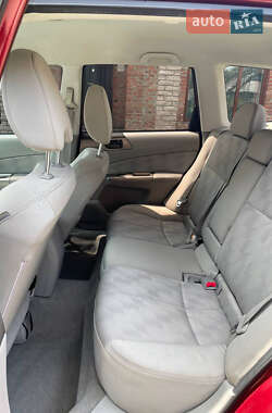 Внедорожник / Кроссовер Subaru Forester 2009 в 