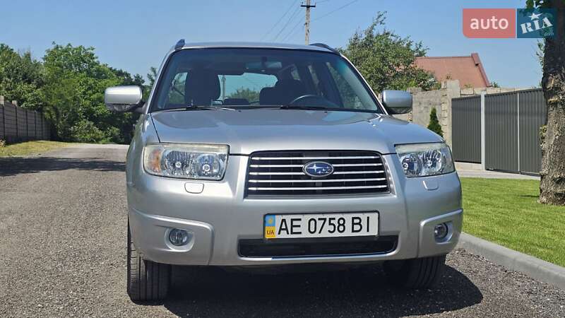 Внедорожник / Кроссовер Subaru Forester 2006 в Каменском