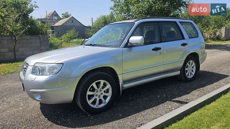 Внедорожник / Кроссовер Subaru Forester 2006 в Каменском