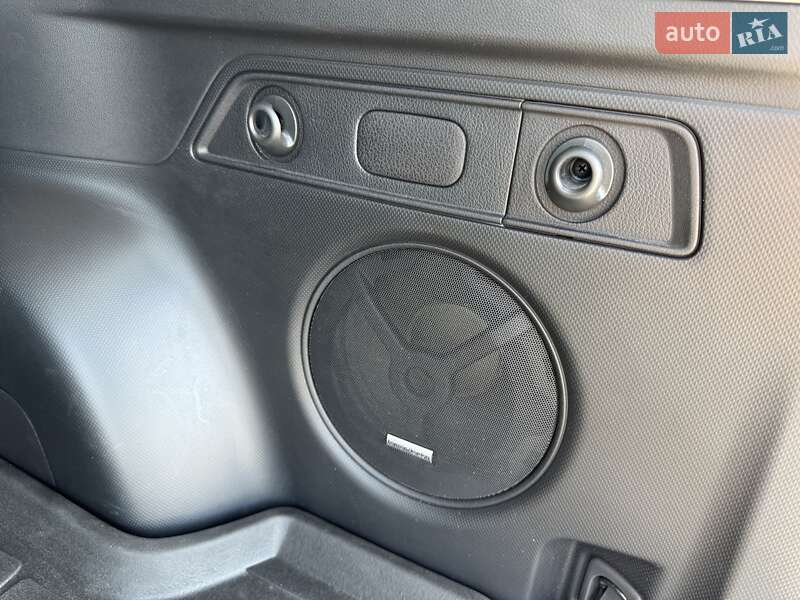 Позашляховик / Кросовер Subaru Forester 2023 в Дніпрі