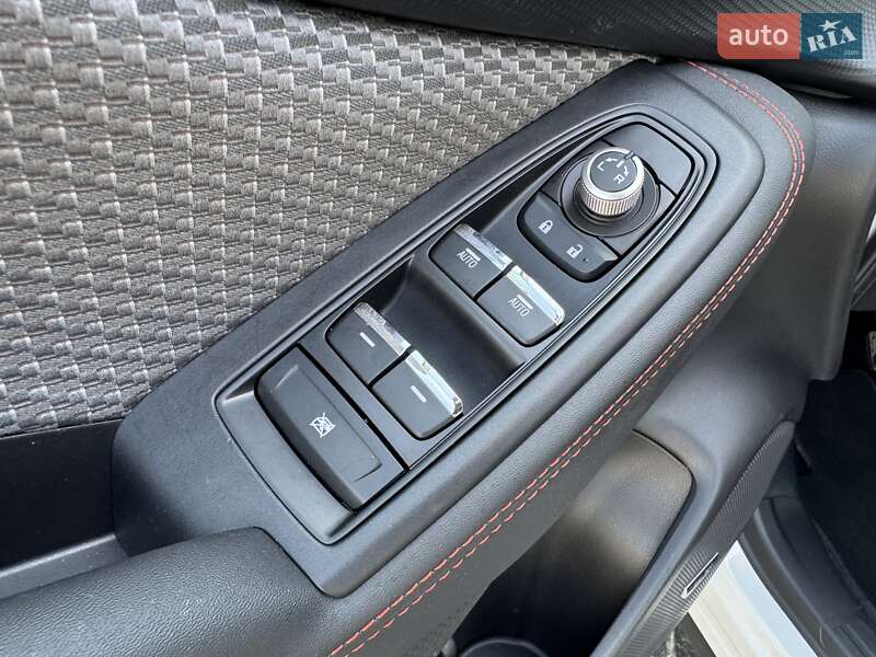 Позашляховик / Кросовер Subaru Forester 2023 в Дніпрі