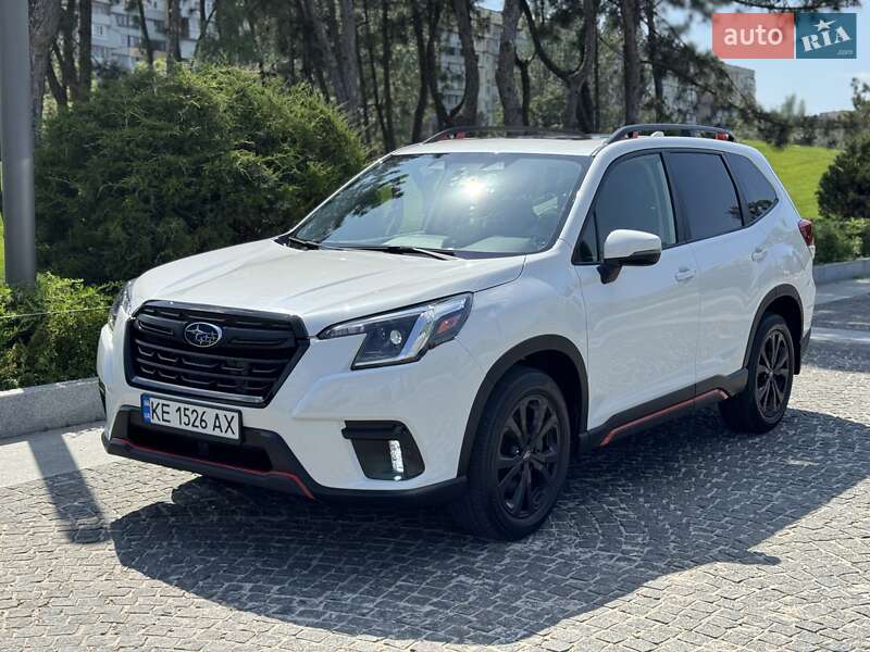 Позашляховик / Кросовер Subaru Forester 2023 в Дніпрі