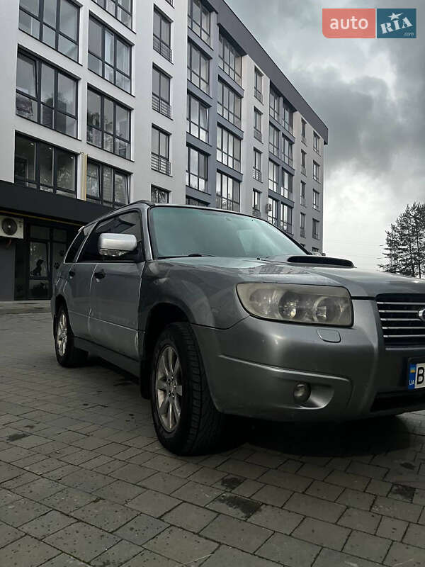 Внедорожник / Кроссовер Subaru Forester 2006 в Львове