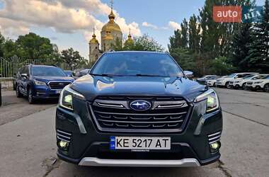 Внедорожник / Кроссовер Subaru Forester 2022 в 