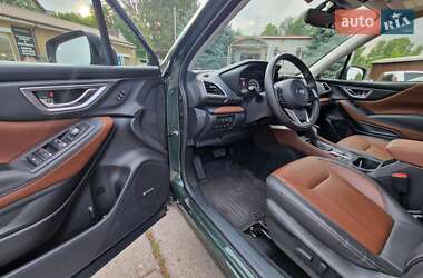Внедорожник / Кроссовер Subaru Forester 2022 в 