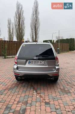 Внедорожник / Кроссовер Subaru Forester 2010 в 