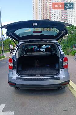 Внедорожник / Кроссовер Subaru Forester 2014 в 