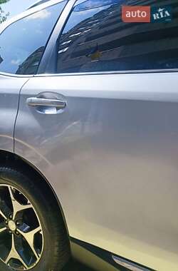 Внедорожник / Кроссовер Subaru Forester 2014 в 