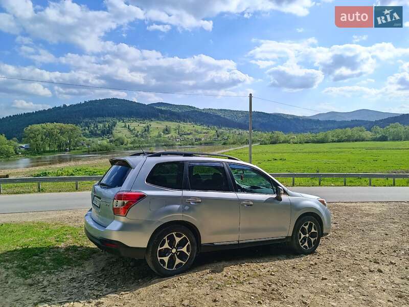 Внедорожник / Кроссовер Subaru Forester 2014 в Киеве