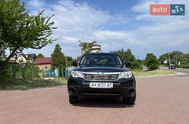 Внедорожник / Кроссовер Subaru Forester 2008 в 