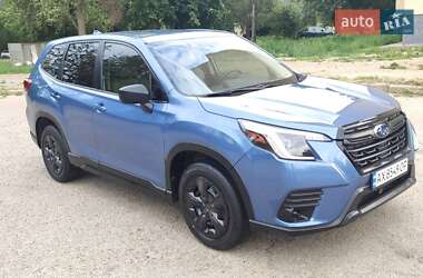 Внедорожник / Кроссовер Subaru Forester 2023 в 