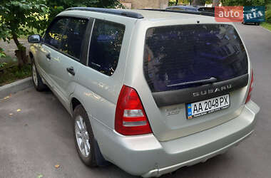 Внедорожник / Кроссовер Subaru Forester 2005 в 
