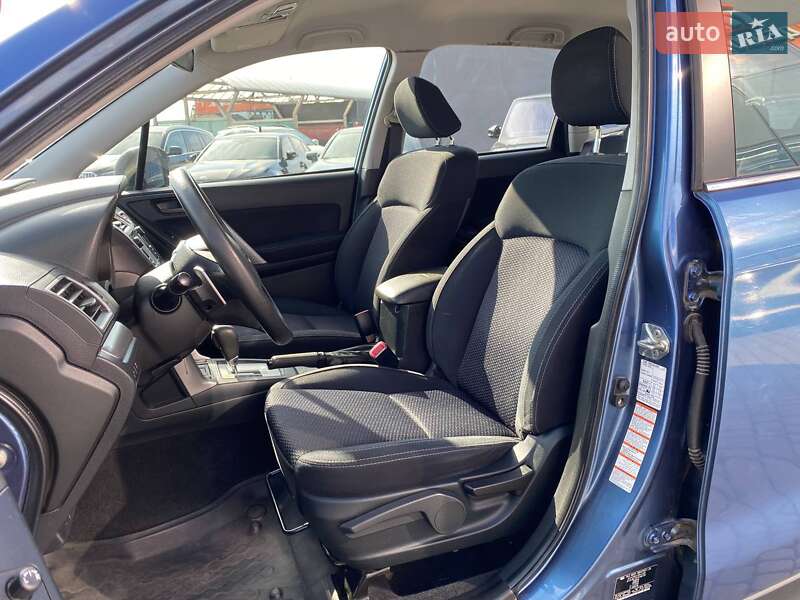 Позашляховик / Кросовер Subaru Forester 2015 в Львові
