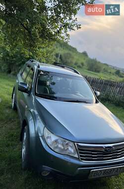 Внедорожник / Кроссовер Subaru Forester 2011 в Львове