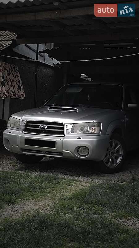Внедорожник / Кроссовер Subaru Forester 2005 в Черновцах