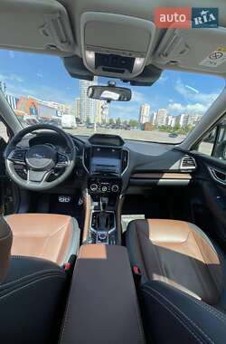 Внедорожник / Кроссовер Subaru Forester 2021 в Киеве