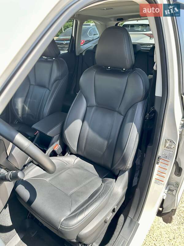 Позашляховик / Кросовер Subaru Forester 2019 в Львові