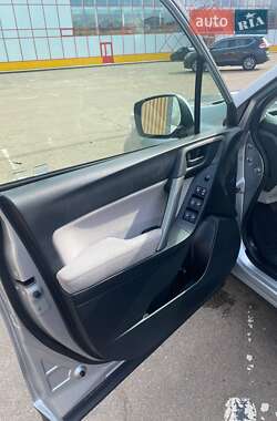 Внедорожник / Кроссовер Subaru Forester 2014 в Житомире