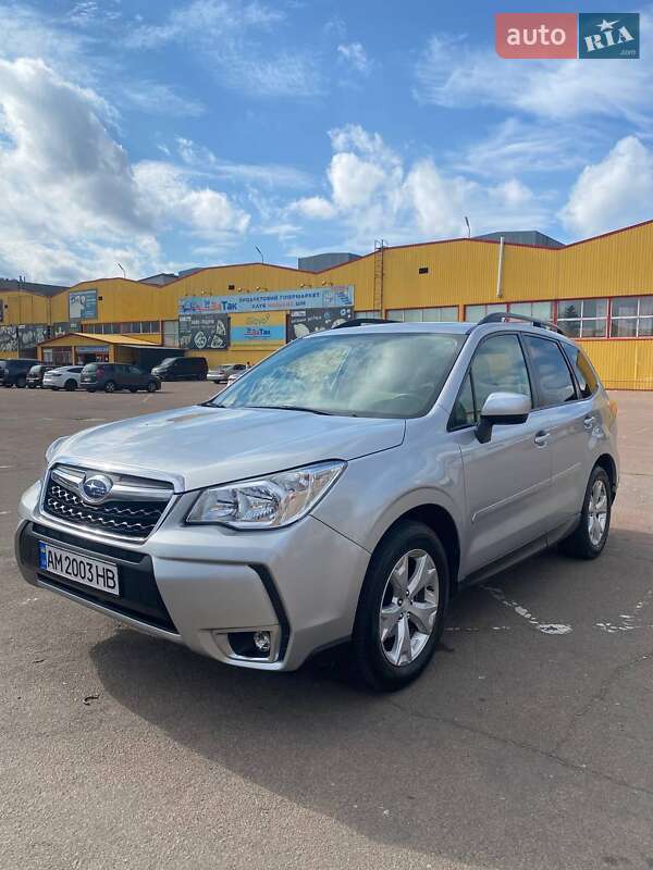 Внедорожник / Кроссовер Subaru Forester 2014 в Житомире