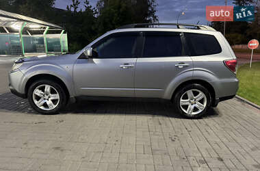 Позашляховик / Кросовер Subaru Forester 2008 в Києві