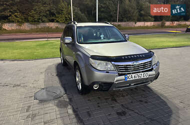 Внедорожник / Кроссовер Subaru Forester 2008 в 
