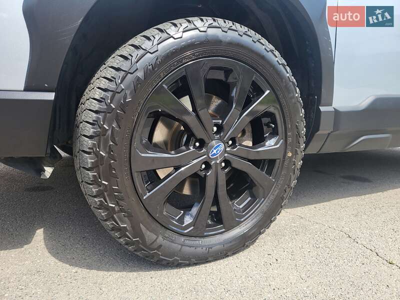 Внедорожник / Кроссовер Subaru Forester 2022 в Харькове