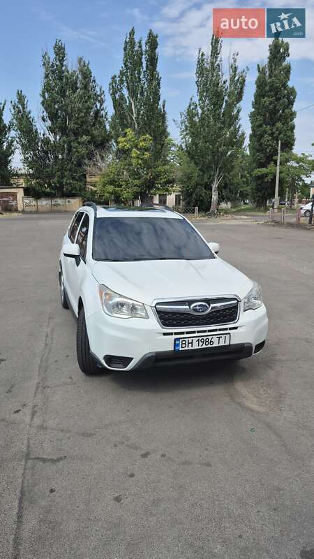Позашляховик / Кросовер Subaru Forester 2014 в 