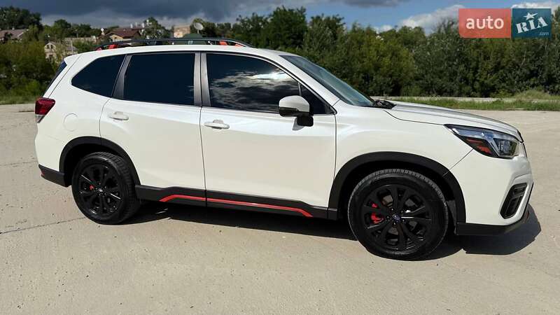 Внедорожник / Кроссовер Subaru Forester 2019 в Днепре