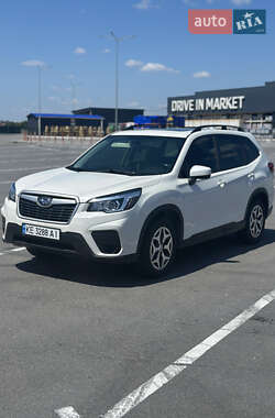 Внедорожник / Кроссовер Subaru Forester 2020 в Днепре
