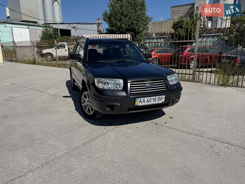 Внедорожник / Кроссовер Subaru Forester 2007 в 