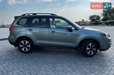 Внедорожник / Кроссовер Subaru Forester 2016 в 