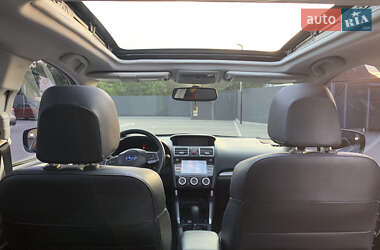 Внедорожник / Кроссовер Subaru Forester 2016 в 