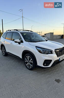 Позашляховик / Кросовер Subaru Forester 2020 в Києві